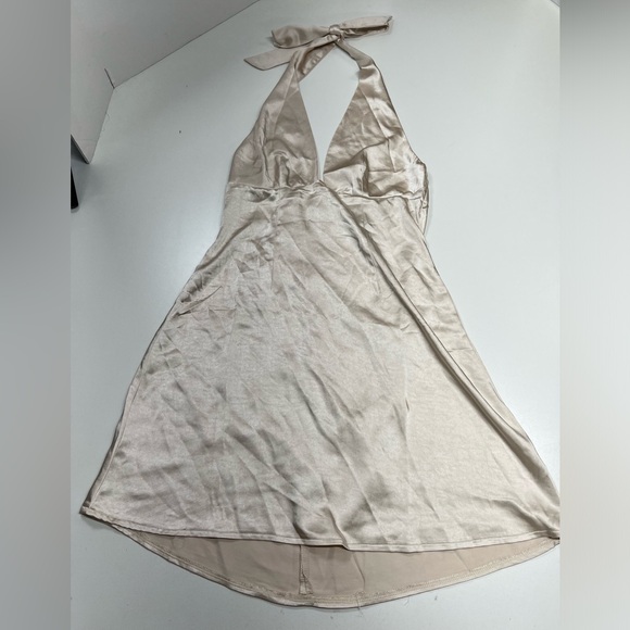 Selfie Leslie Falling Star Plunging Halter Mini Dress New With Tag Champagne M - Picture 2 of 12